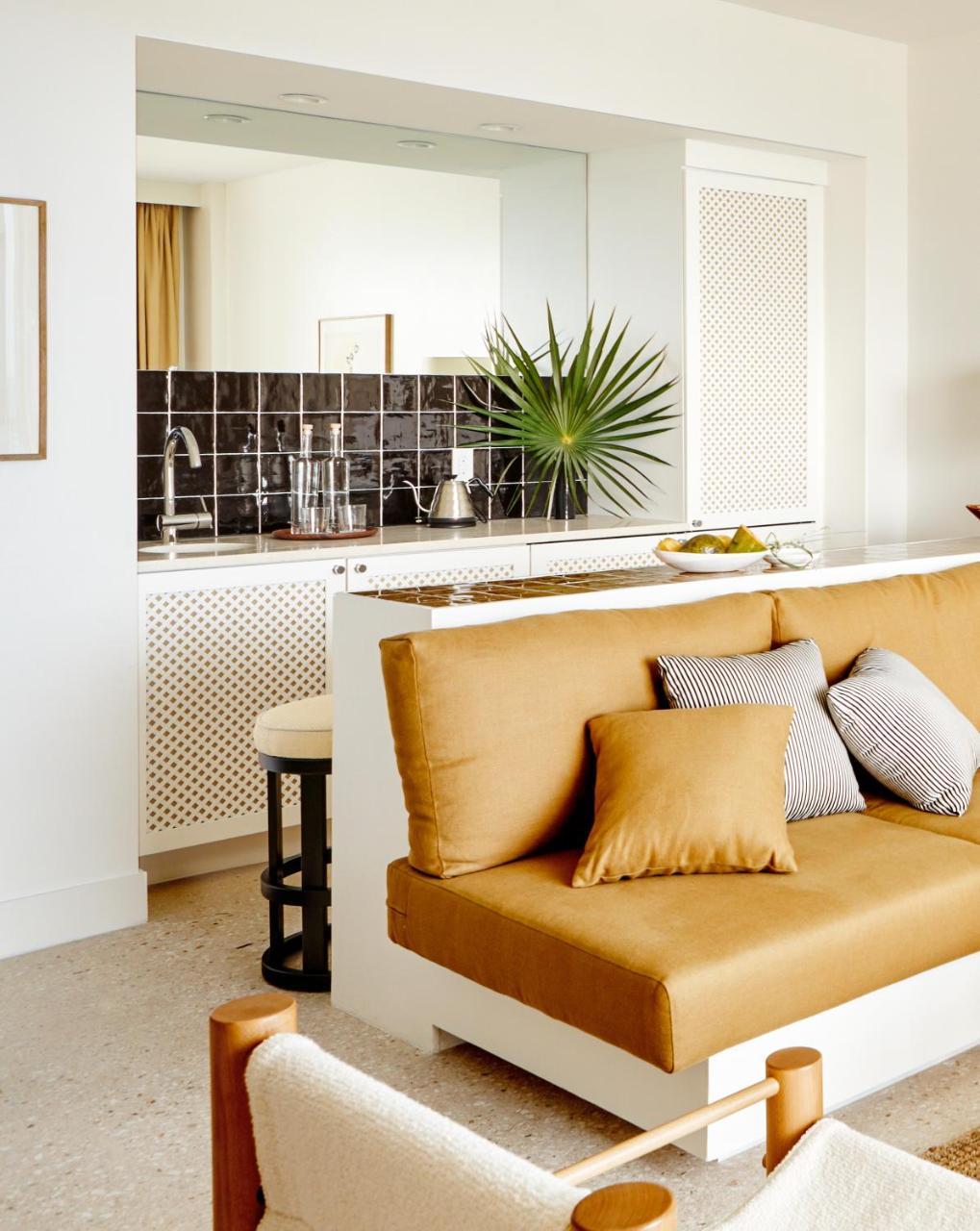 Palm Heights 5* George Town