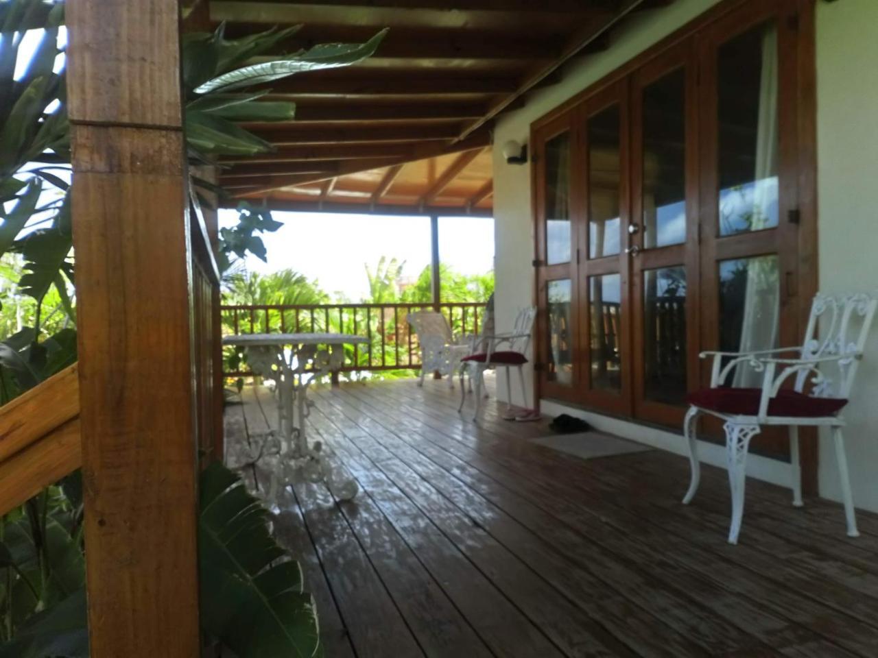 The Pool House * Saint Philip