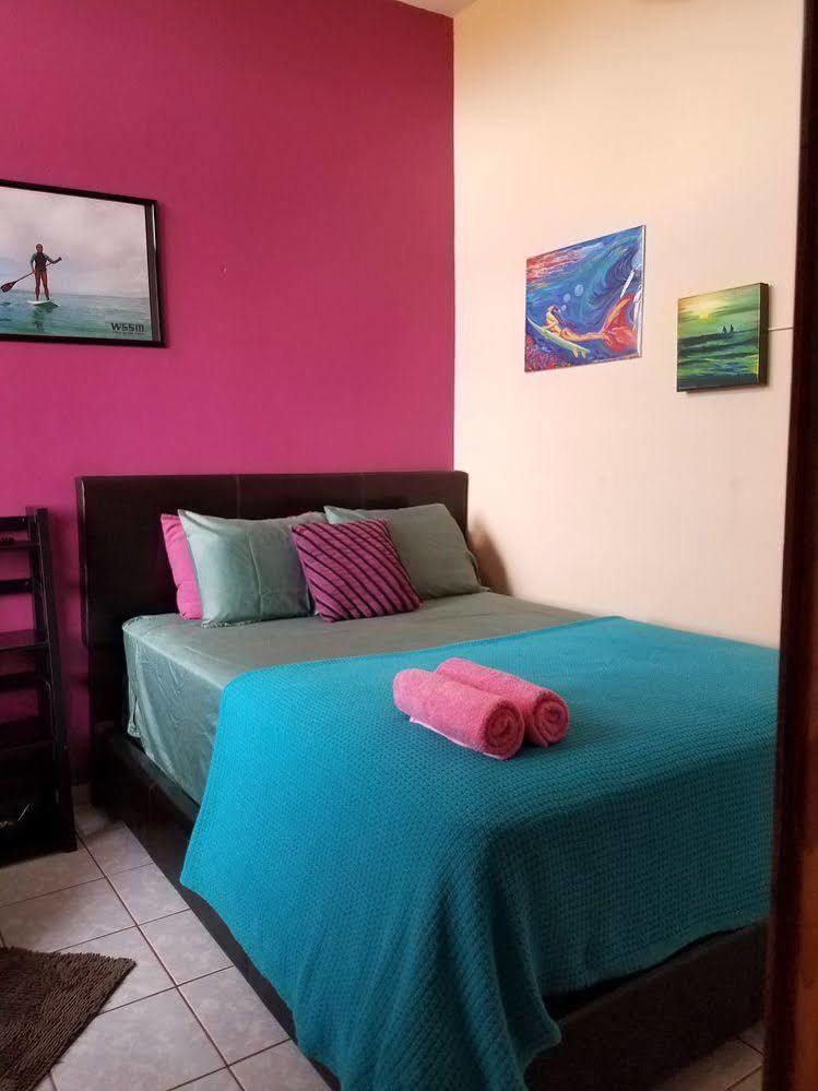 Wssm Surf House Bed & Breakfast