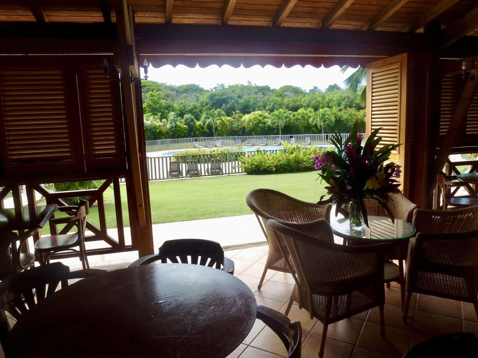 Le Vallon Guadeloupe Parc Piscine & & Services Hoteliers A La Carte