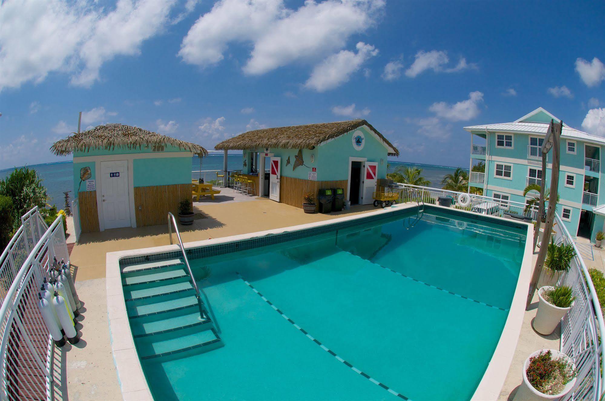 Compass Point Dive 3*