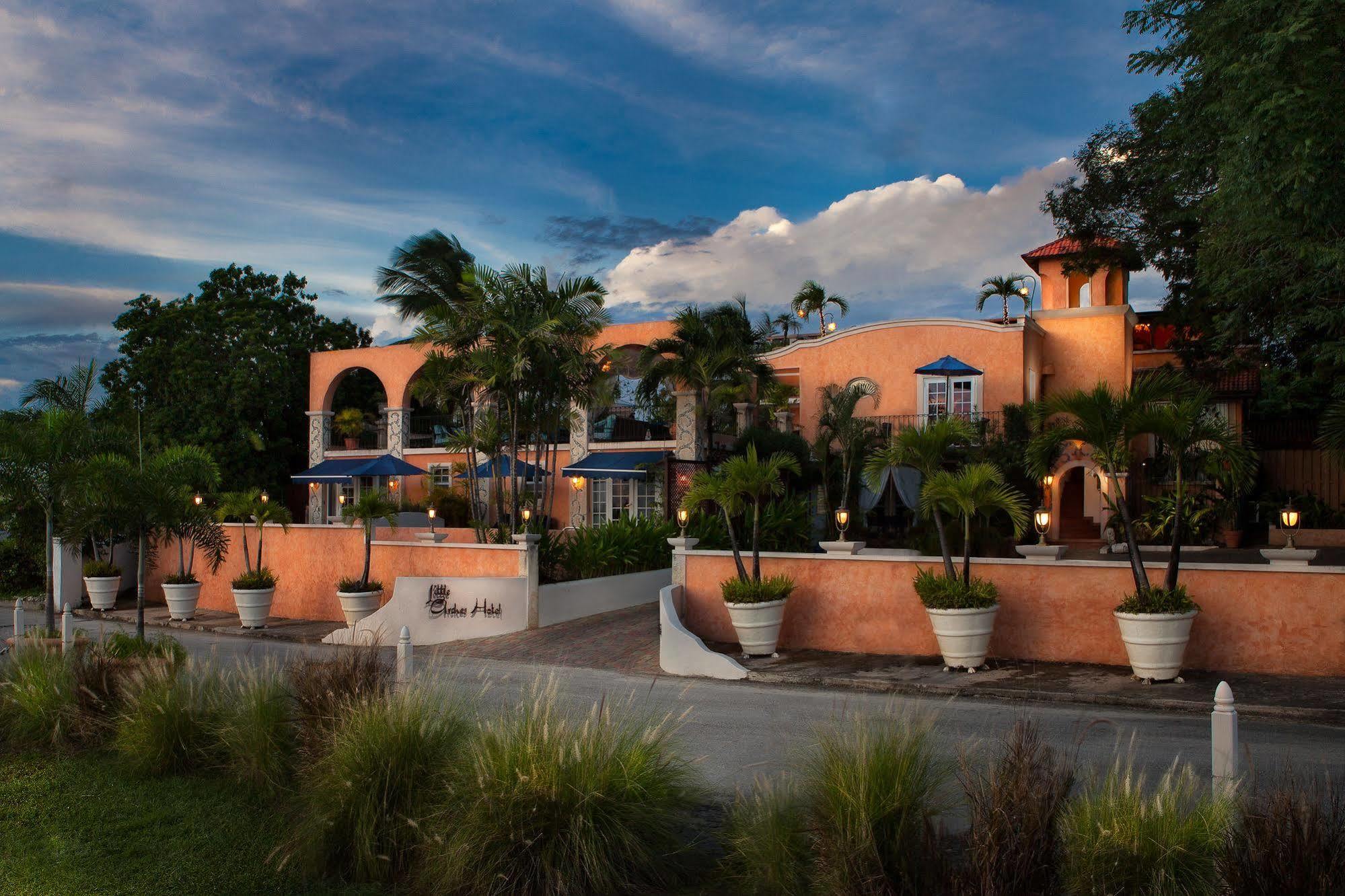 Little Arches Boutique - Adults Only Hotel