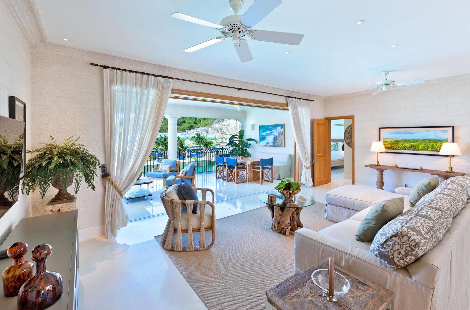 Port Ferdinand Luxury And Residences 4*