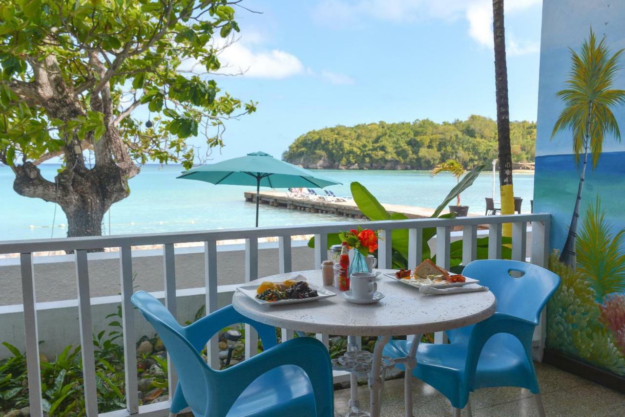 Kaz Kreol Ocho Rios