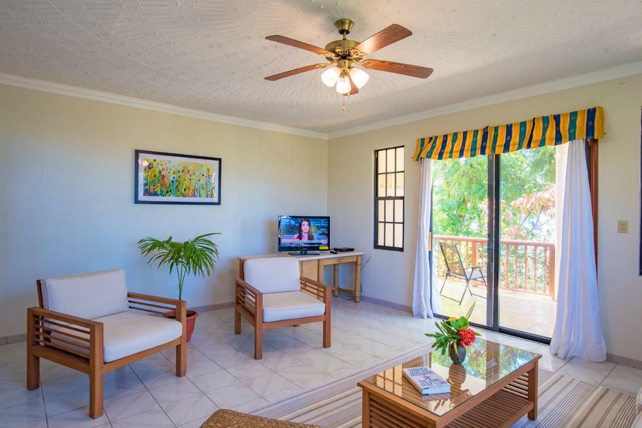 Bayview Vacation 3* Spanish Town