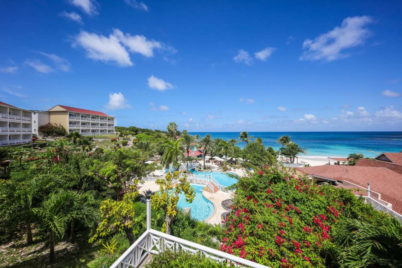 Pineapple Beach Club (adults Only) Resort
