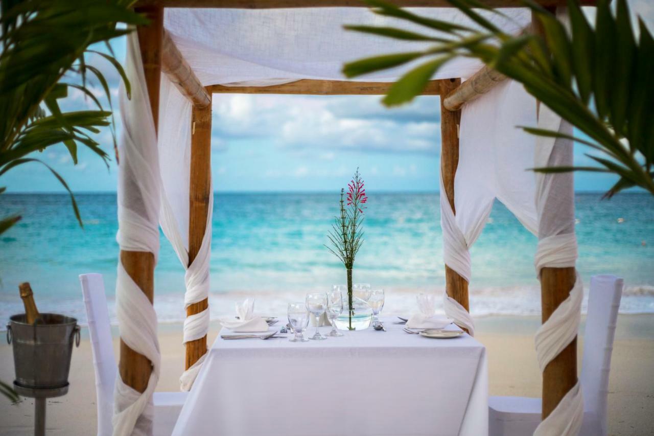 Pineapple Beach Club (adults Only) Resort