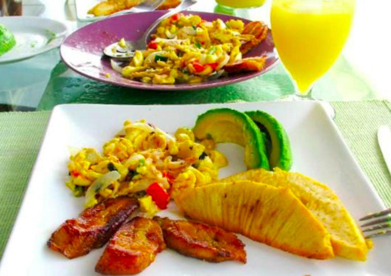 Bequia Beachfront 4*