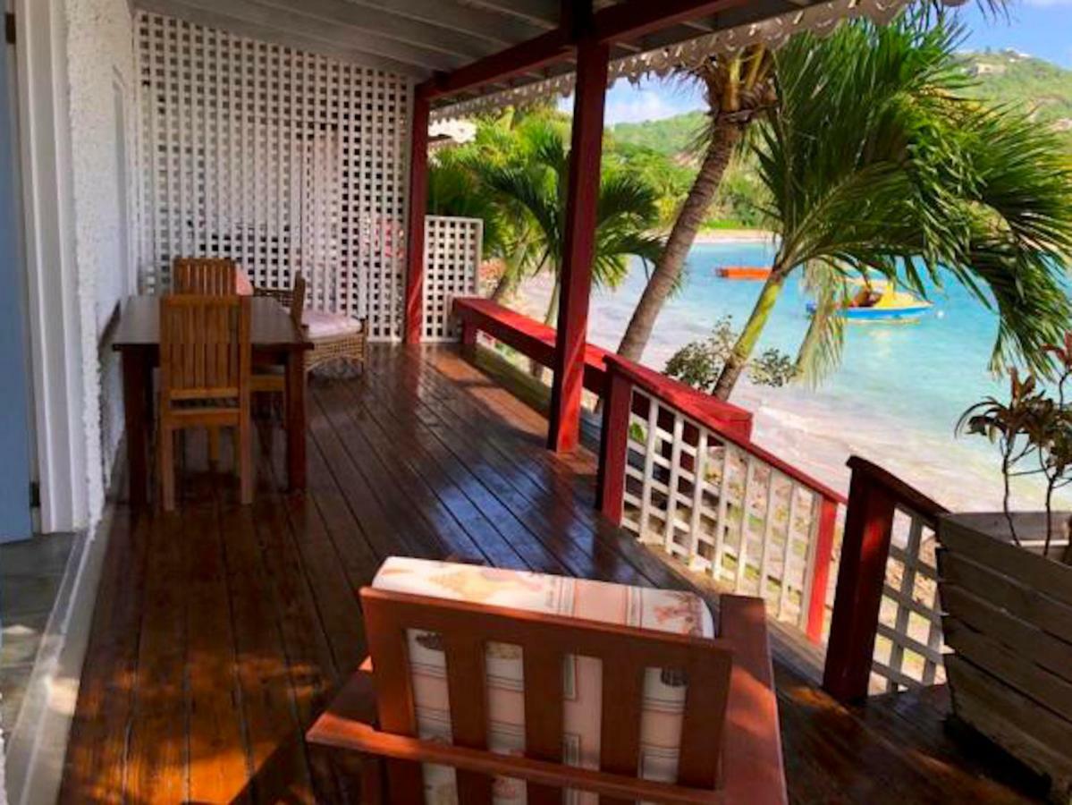 Bequia Beachfront 4*