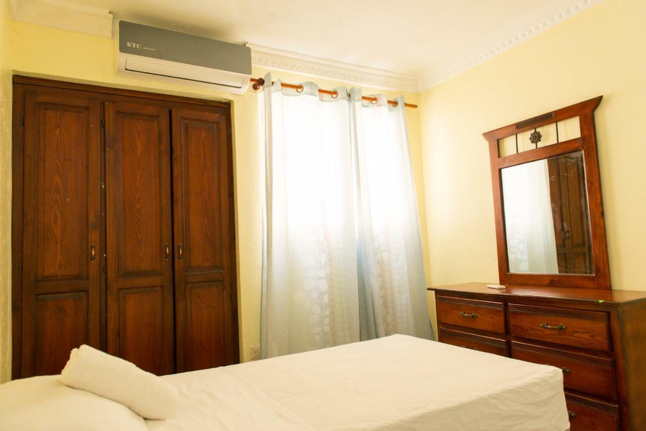 Aparthotel Tropical Island