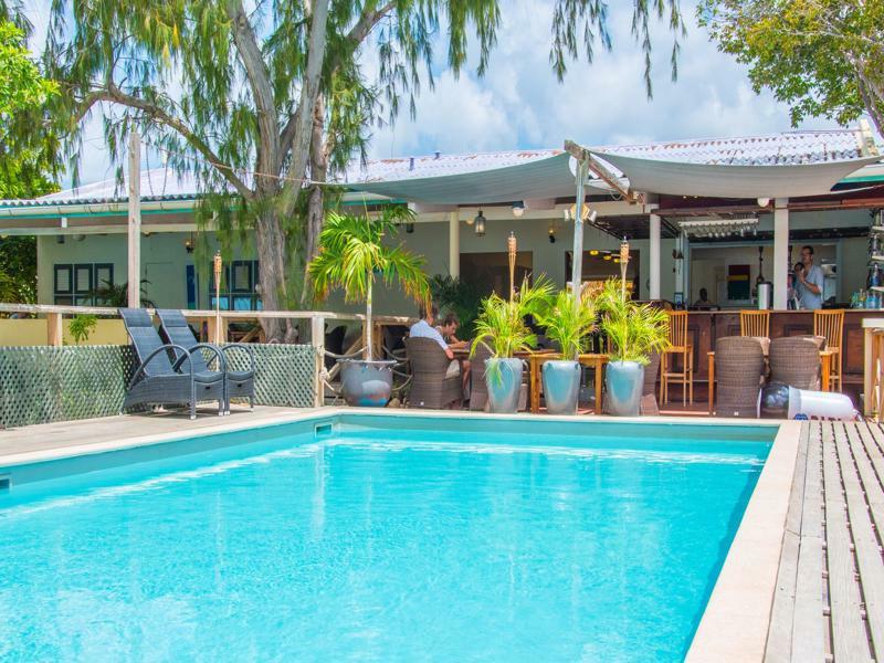 Caribbean Club Aparthotel 3*