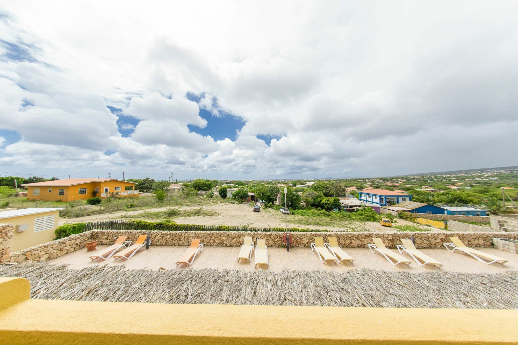 Hillside Bonaire Apartment Playa