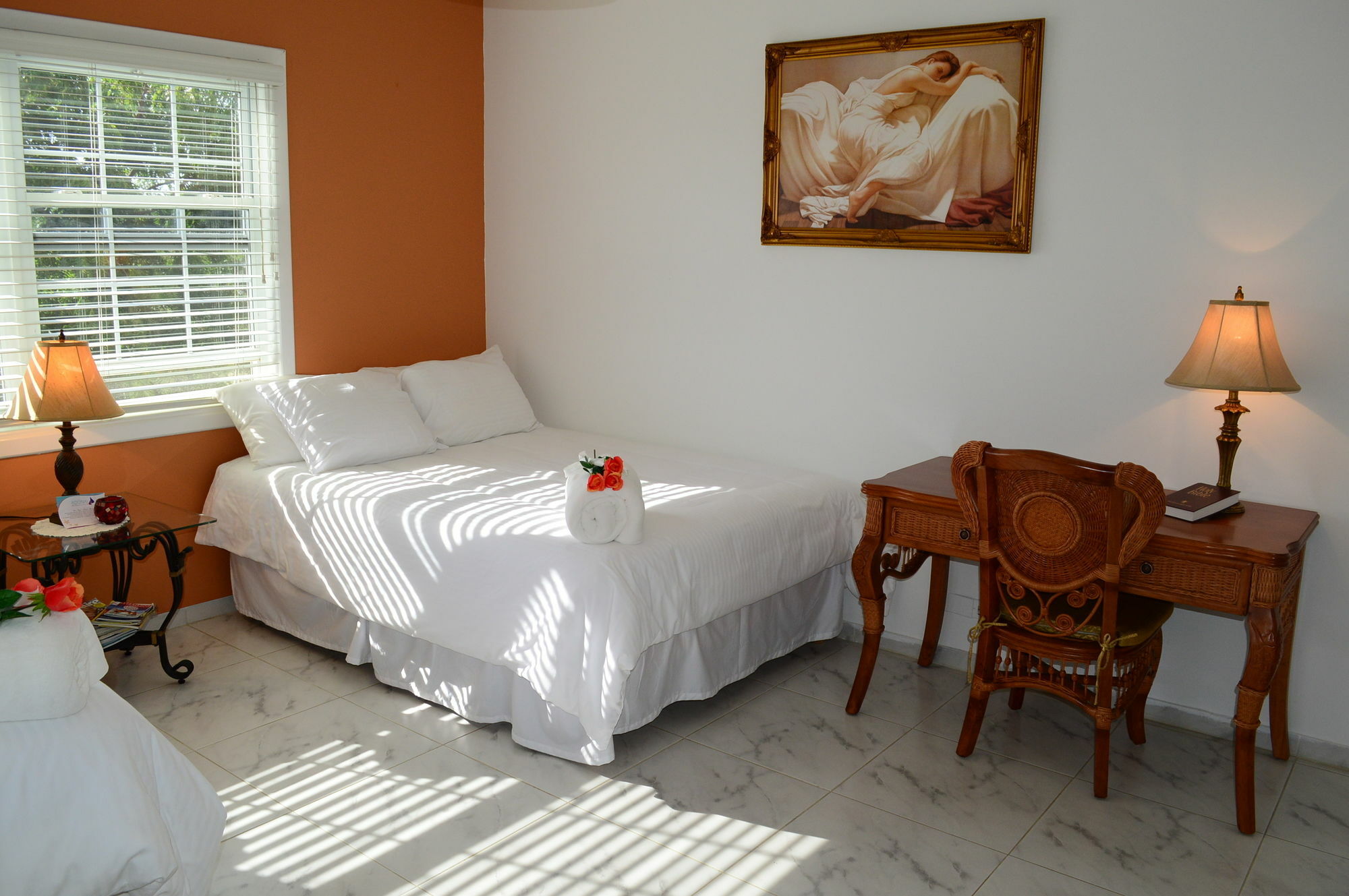 Adonai Boutique Hotel 4*