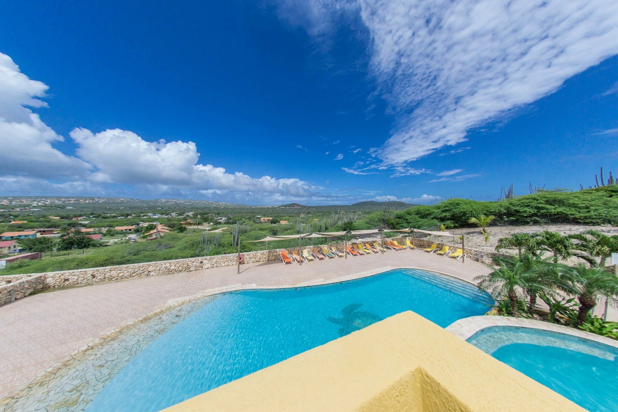 Hillside Bonaire * Playa