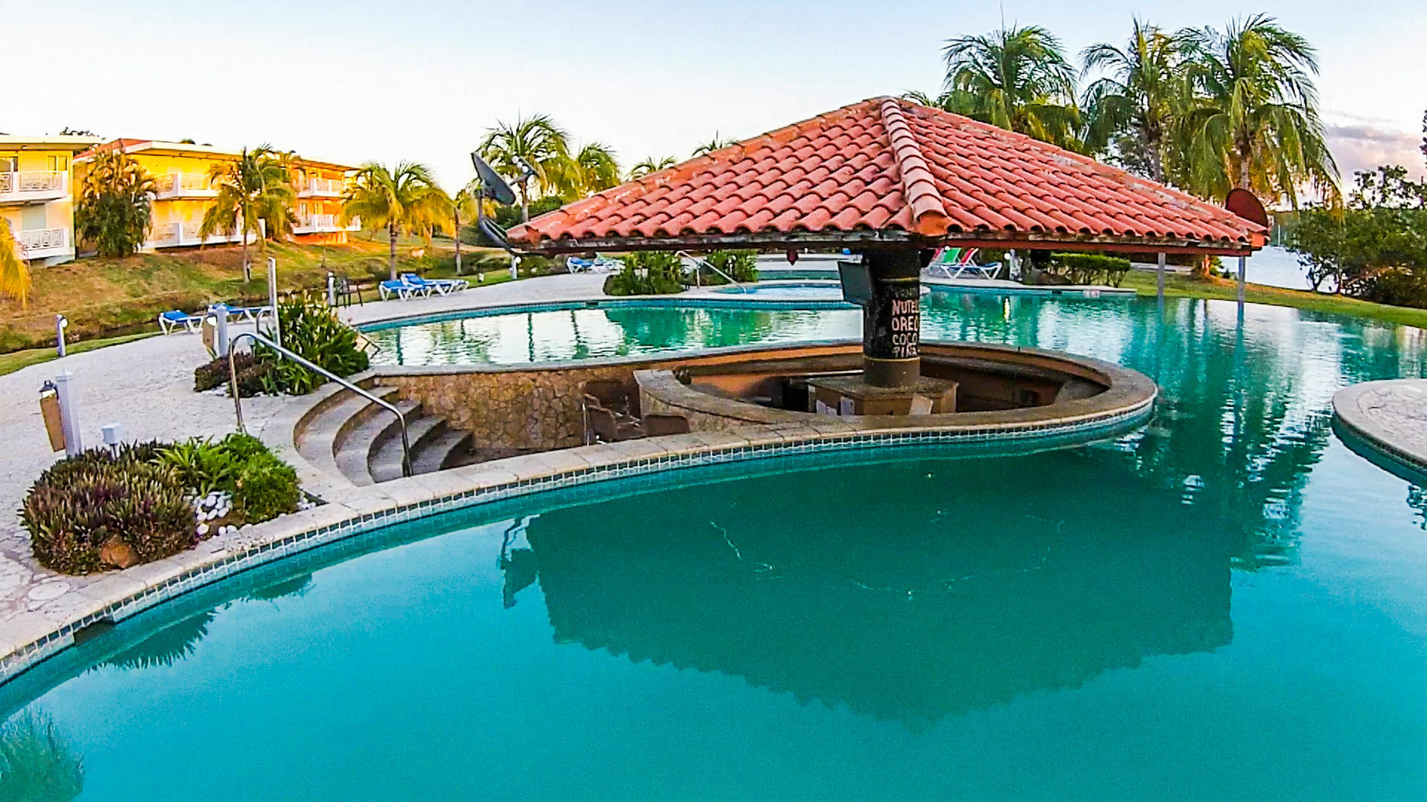 Apartment Costa Bonita - Bldg 15 - Ocean View - Pool - Culebra, Pr *