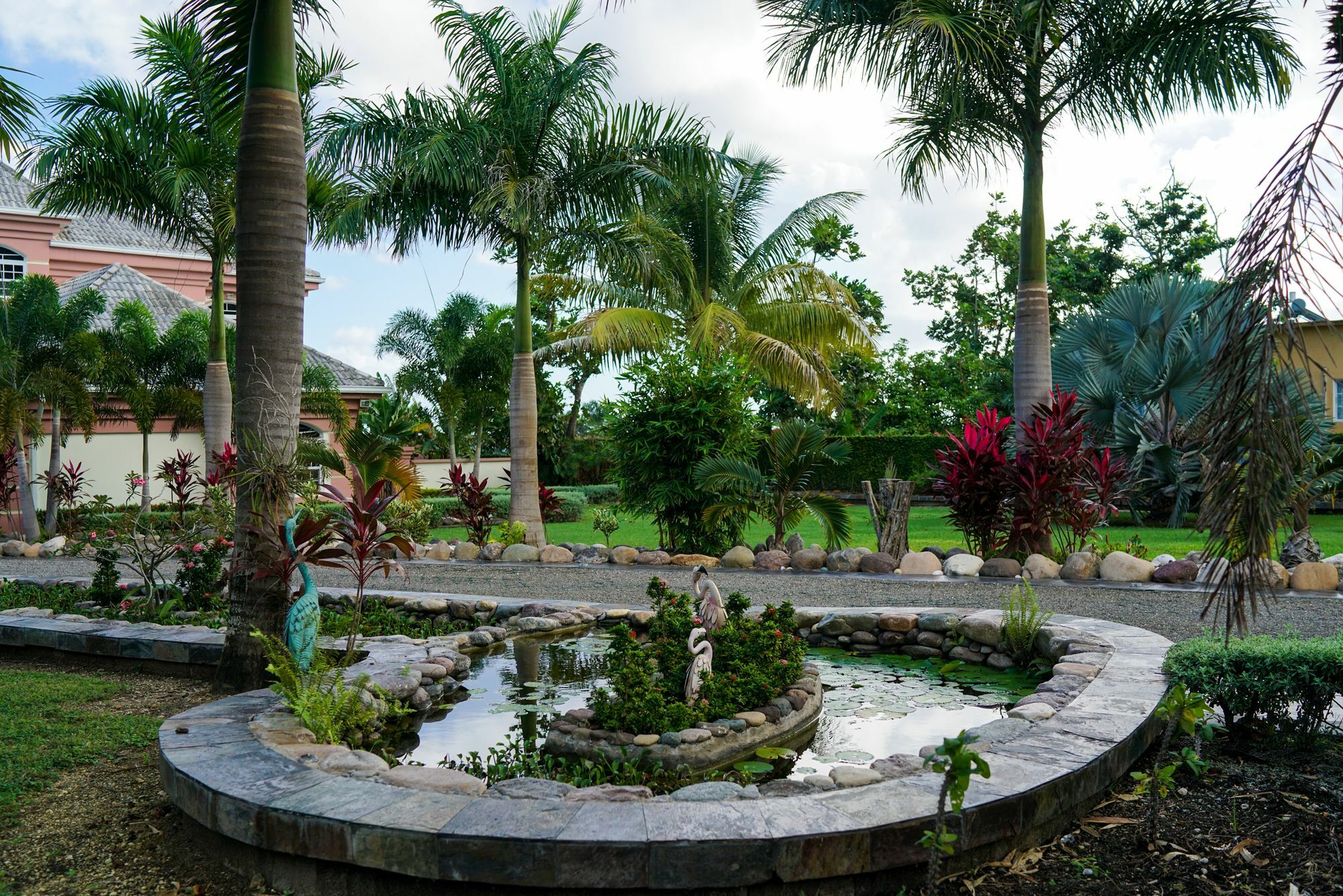 Dora Mae Villa