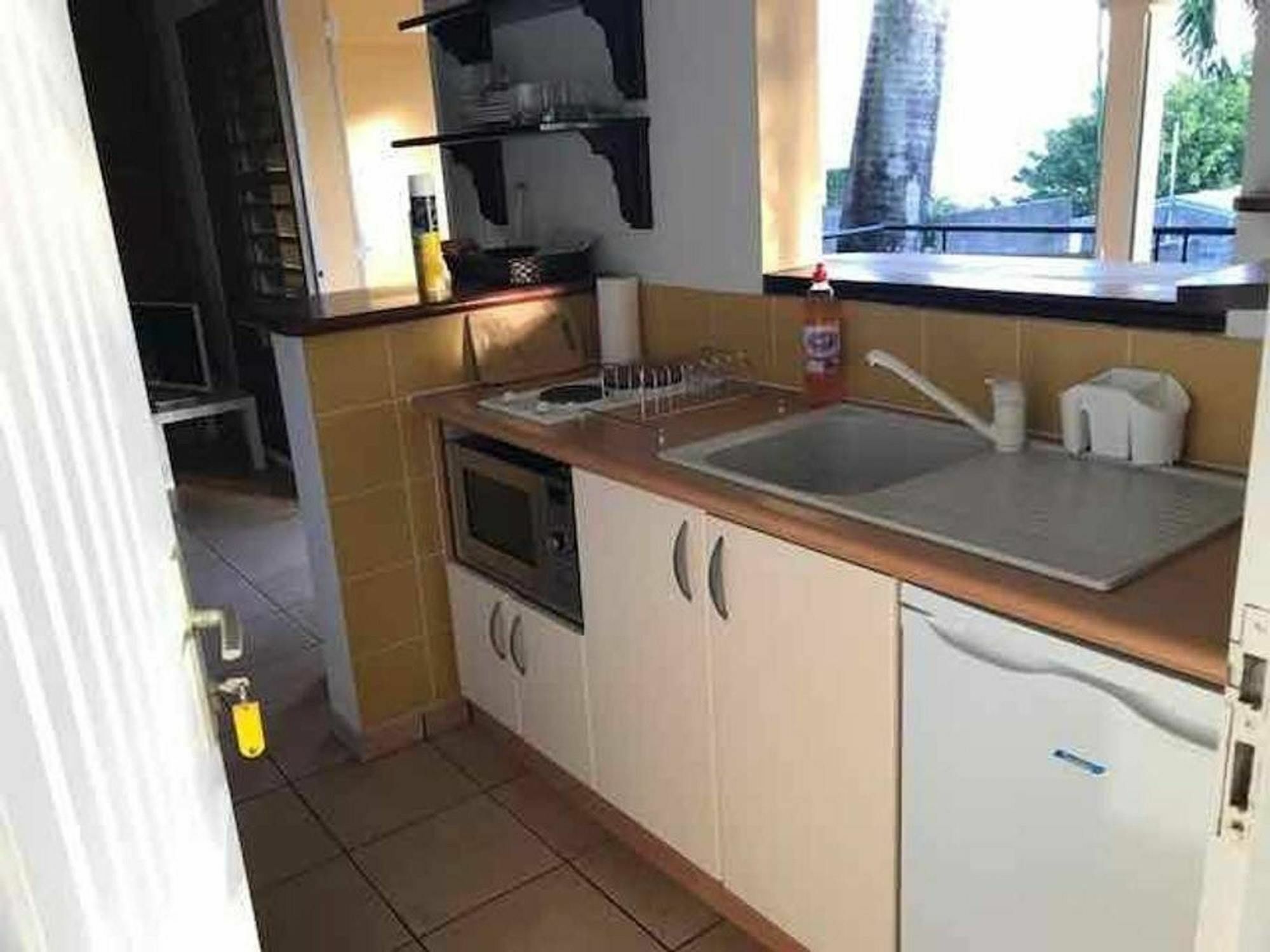 Apartment With One Bedroom In Le Gosier, With Wonderful Sea View, Furni *