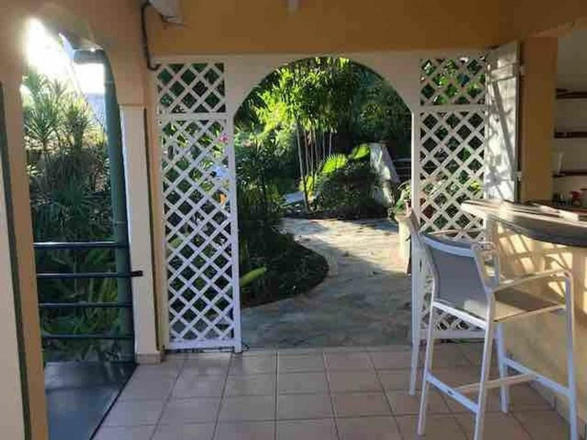 With One Bedroom In Le Gosier, With Wonderful Sea View, Furni Apartment