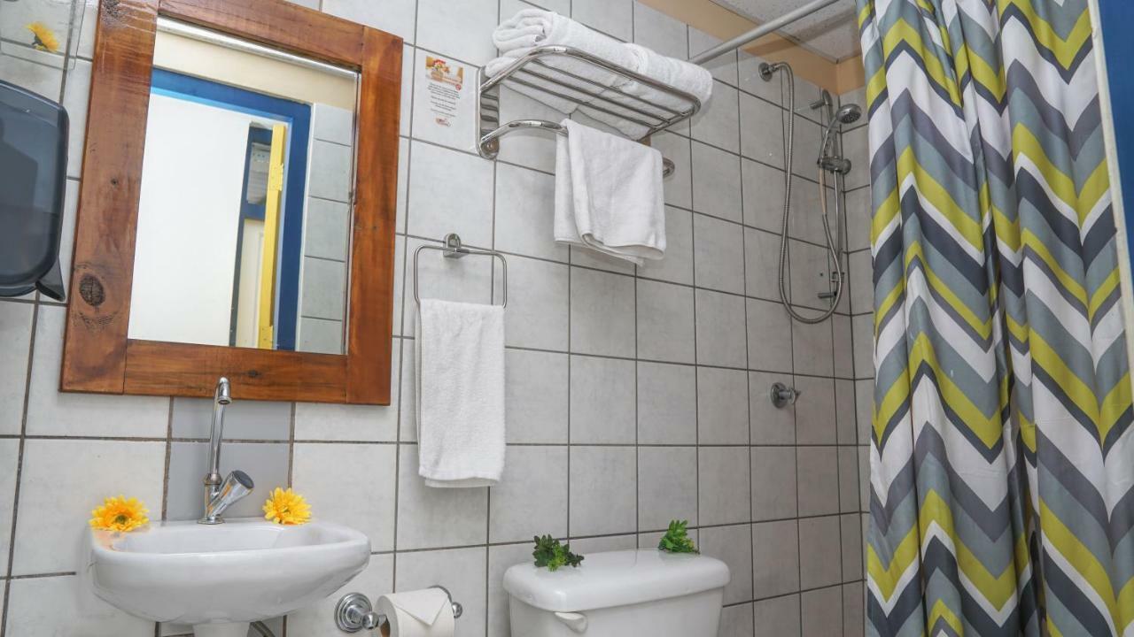Academy Curacao Hotel