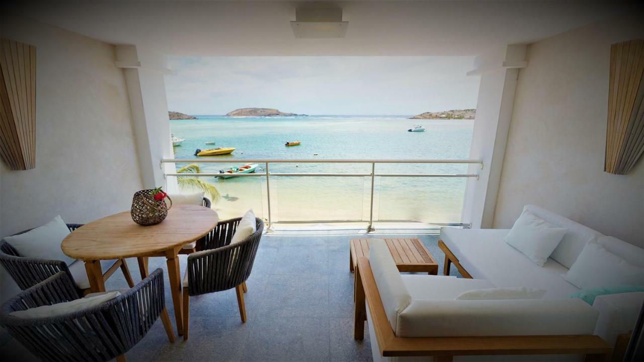 Les Ondines Sur La * Gustavia