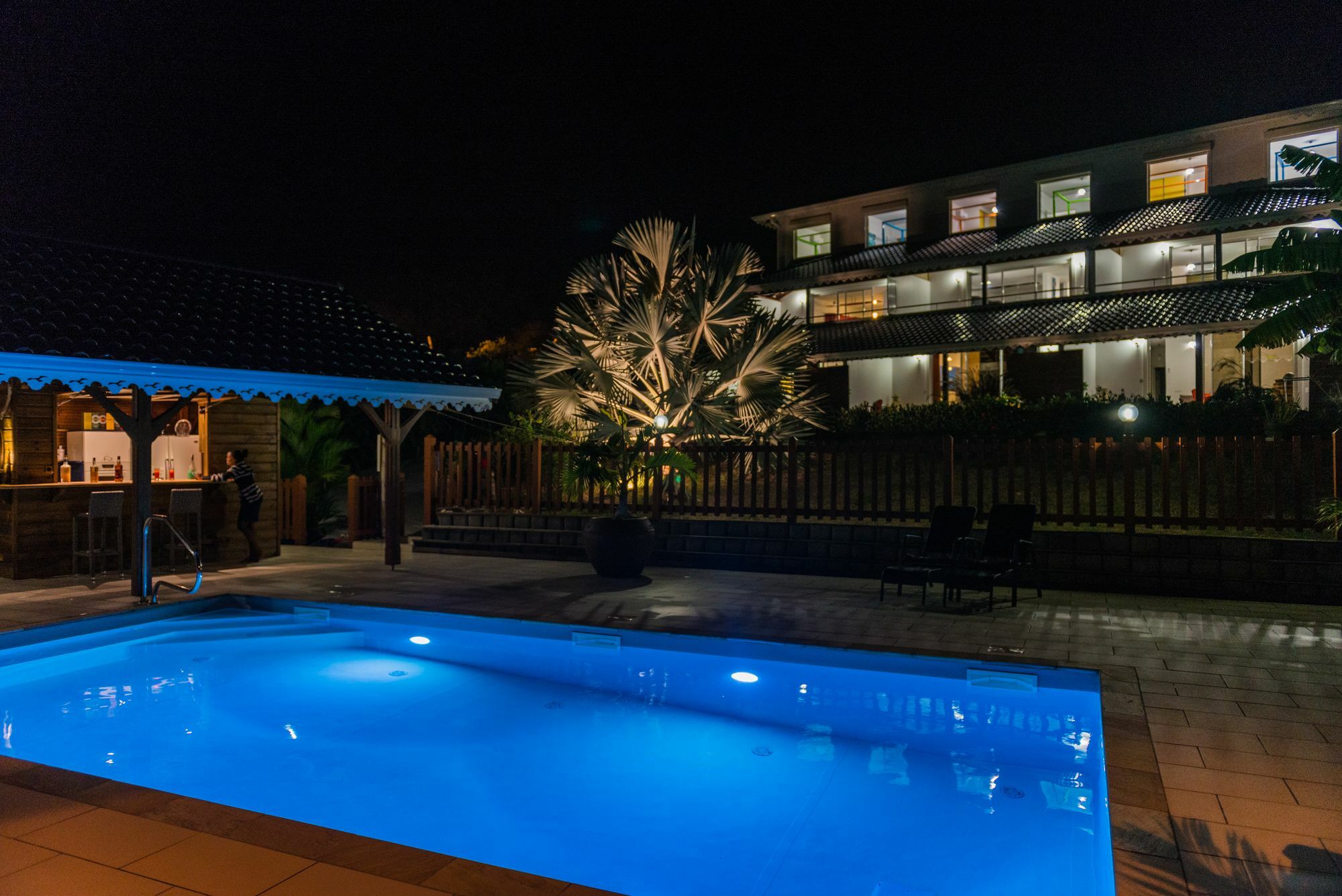 Hotel Makare Lagoon Club