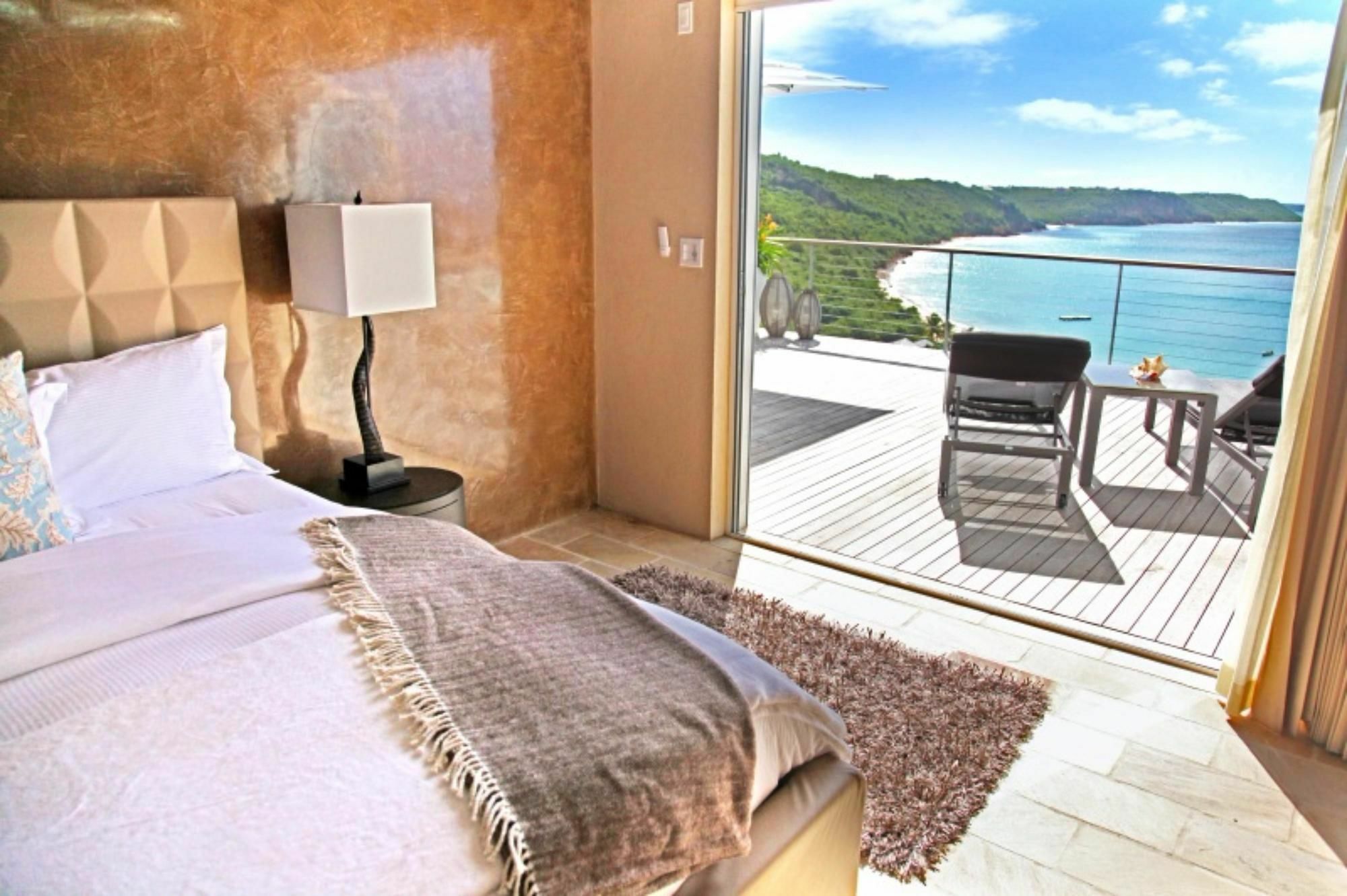 Ceblue 4* The Valley