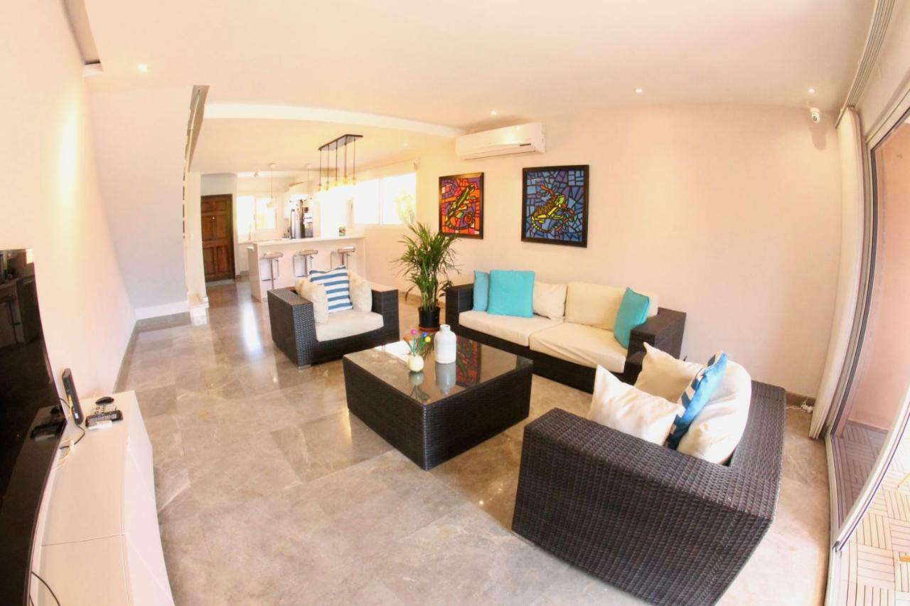 Eagle Luxury House, Walking Distance To The Casa de férias