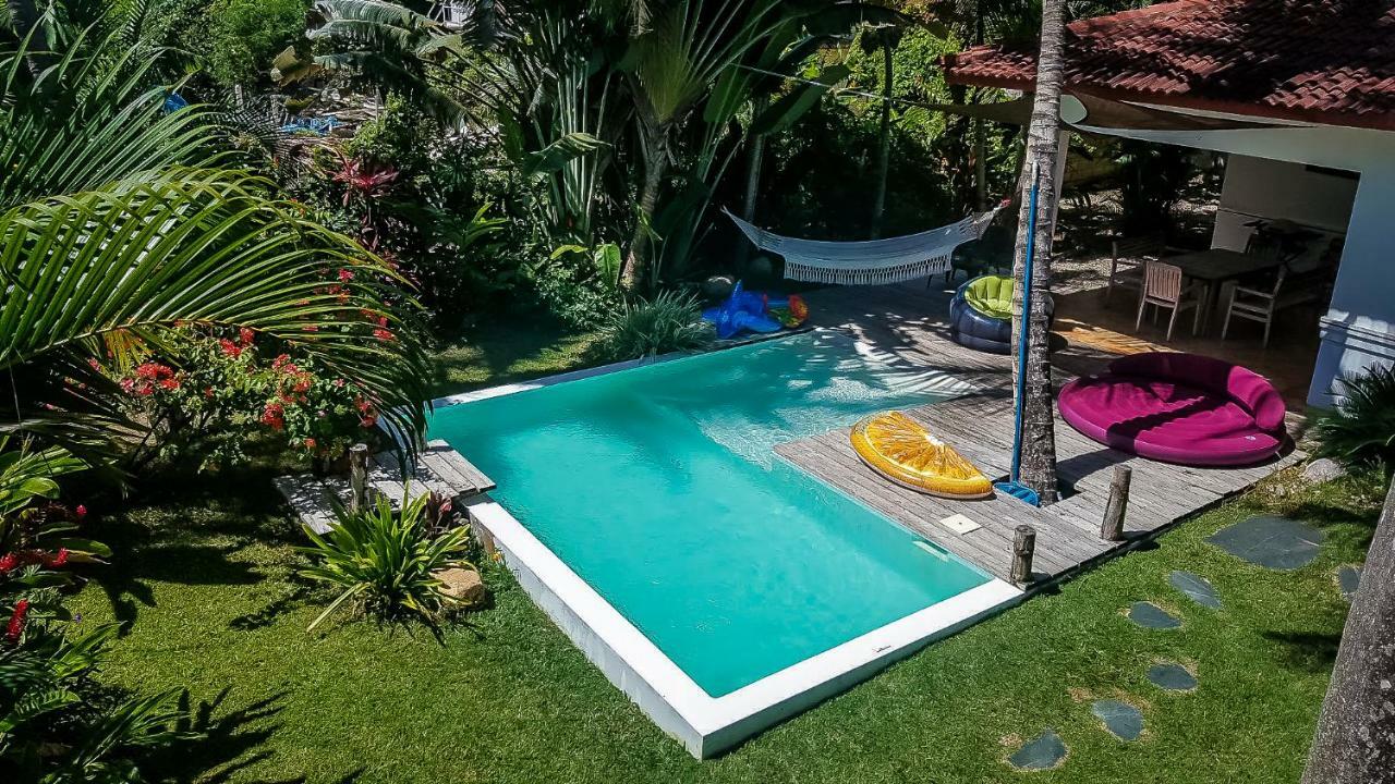 Strelitzia Villa *