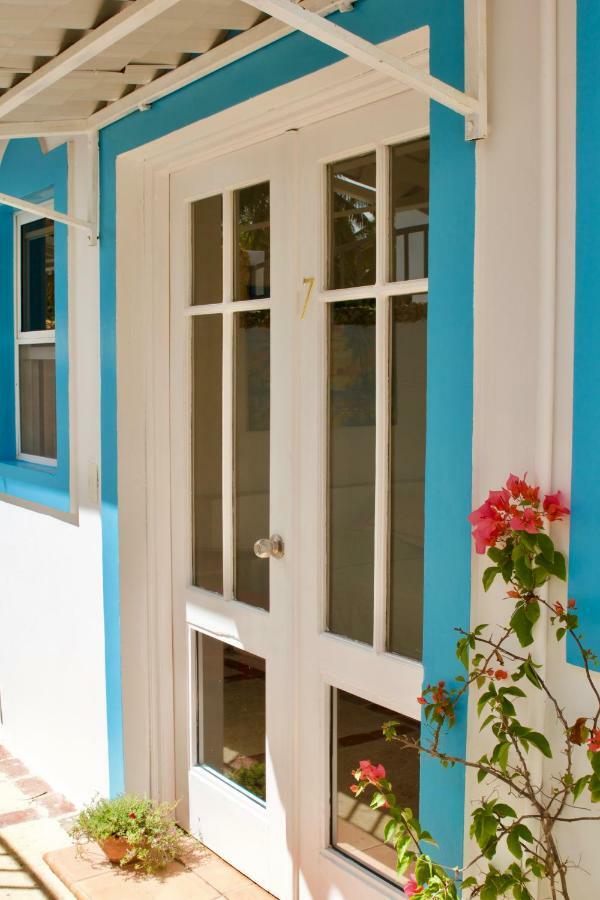 Brisas Doradas Bed & Breakfast 3*