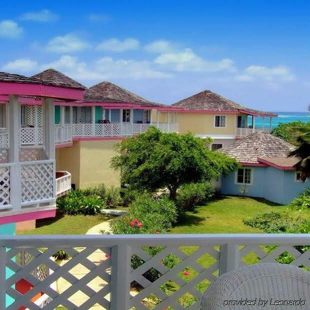 Arawak Beach 2*