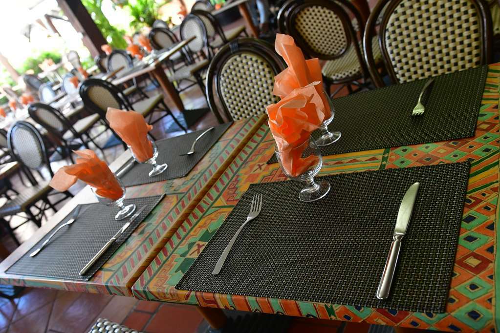 Hotel Fleur D'epee 3*
