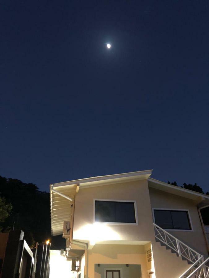 Aparthotel Castara Inn Castara