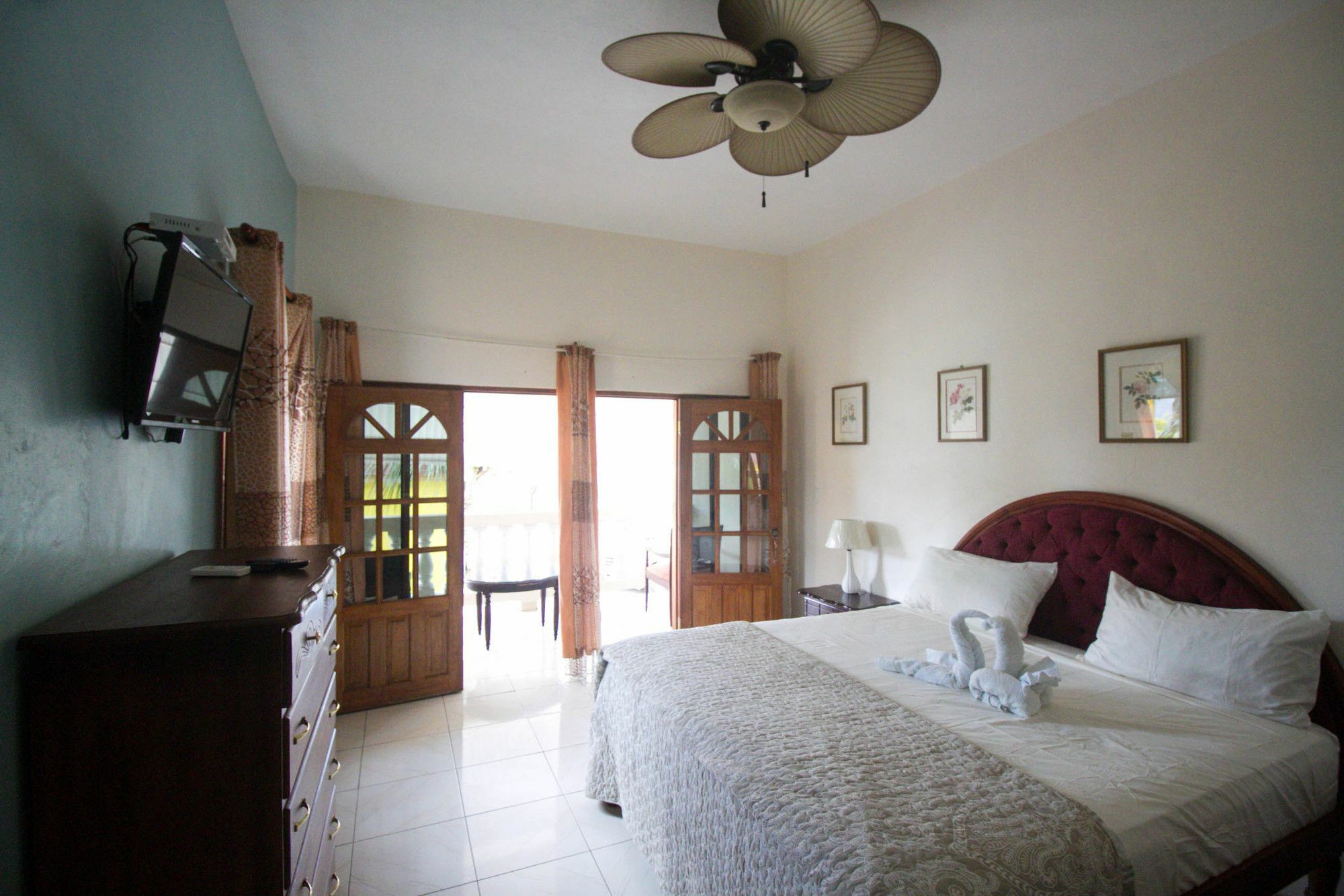 Chateau Margarite 3*