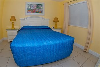 Compass Point Dive Hotel 3*