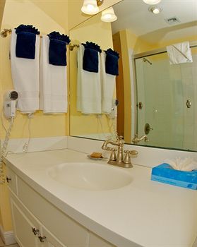 Compass Point Dive Hotel