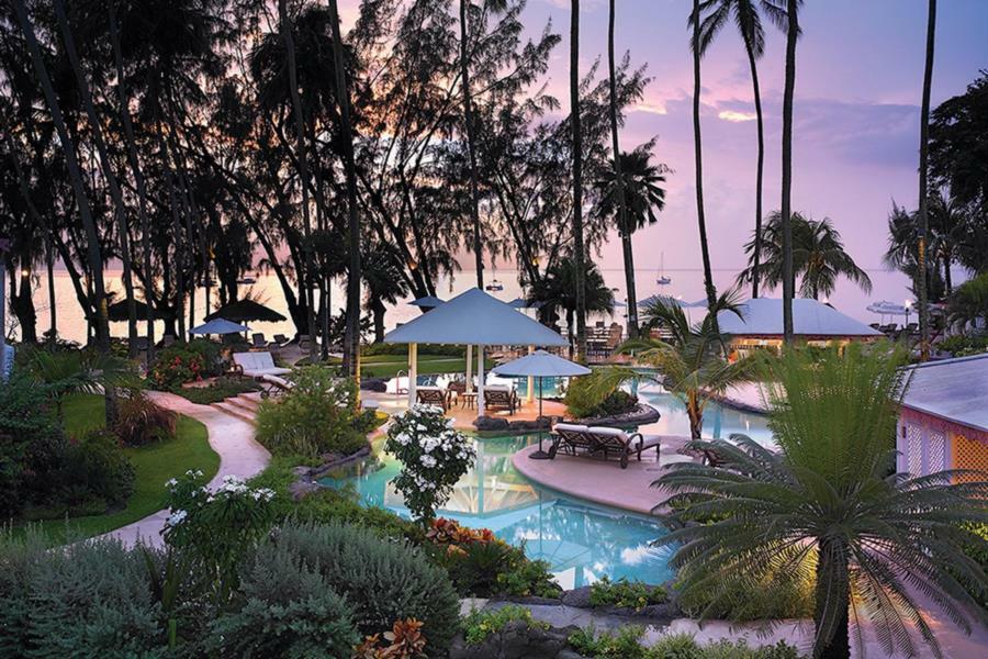 Colony Club By Elegant Hotel 4*