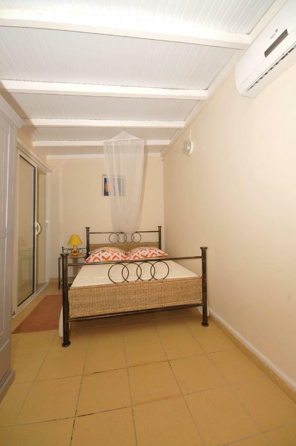 Holiday home Loue F3 Vue Sur Dans Propriete Privee Sainte-Anne (Grande-Terre)