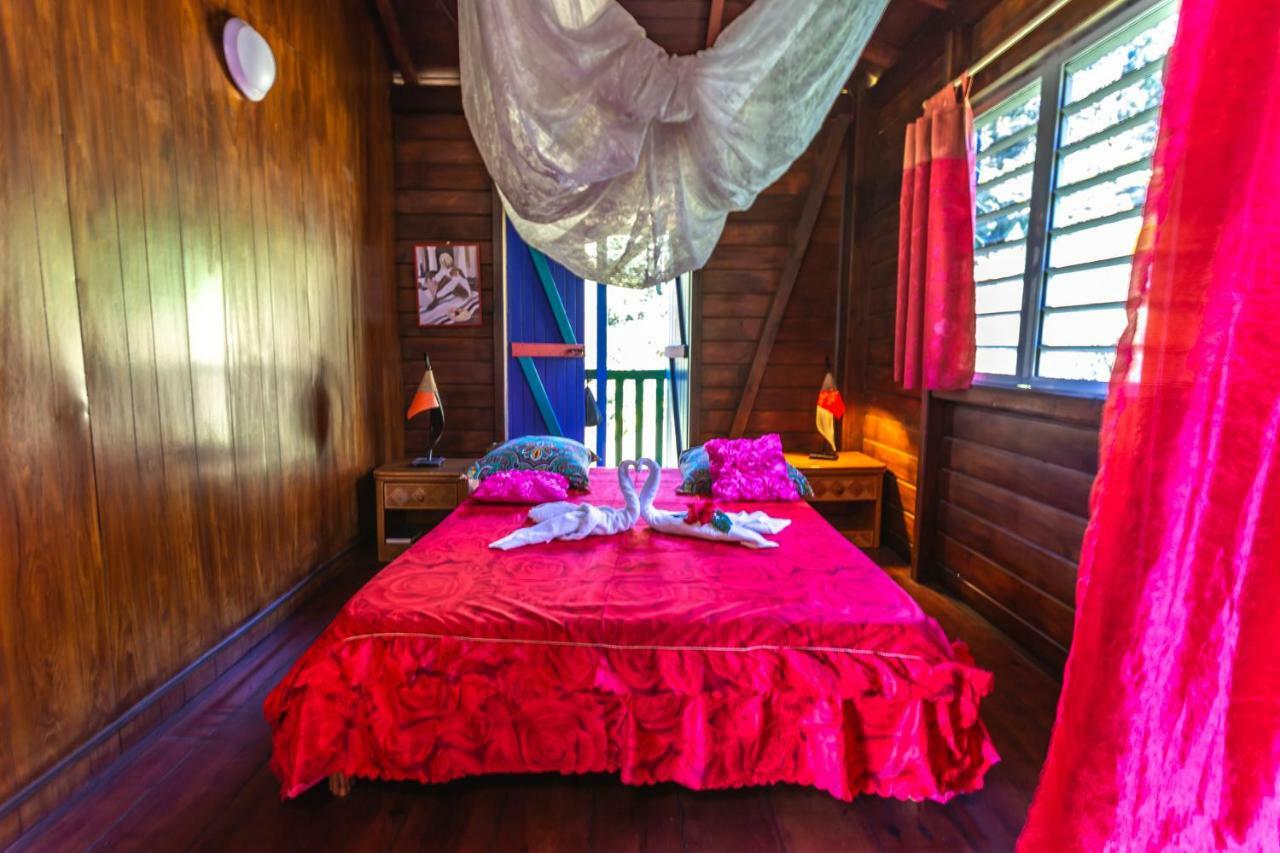 Villasticreole Holiday home