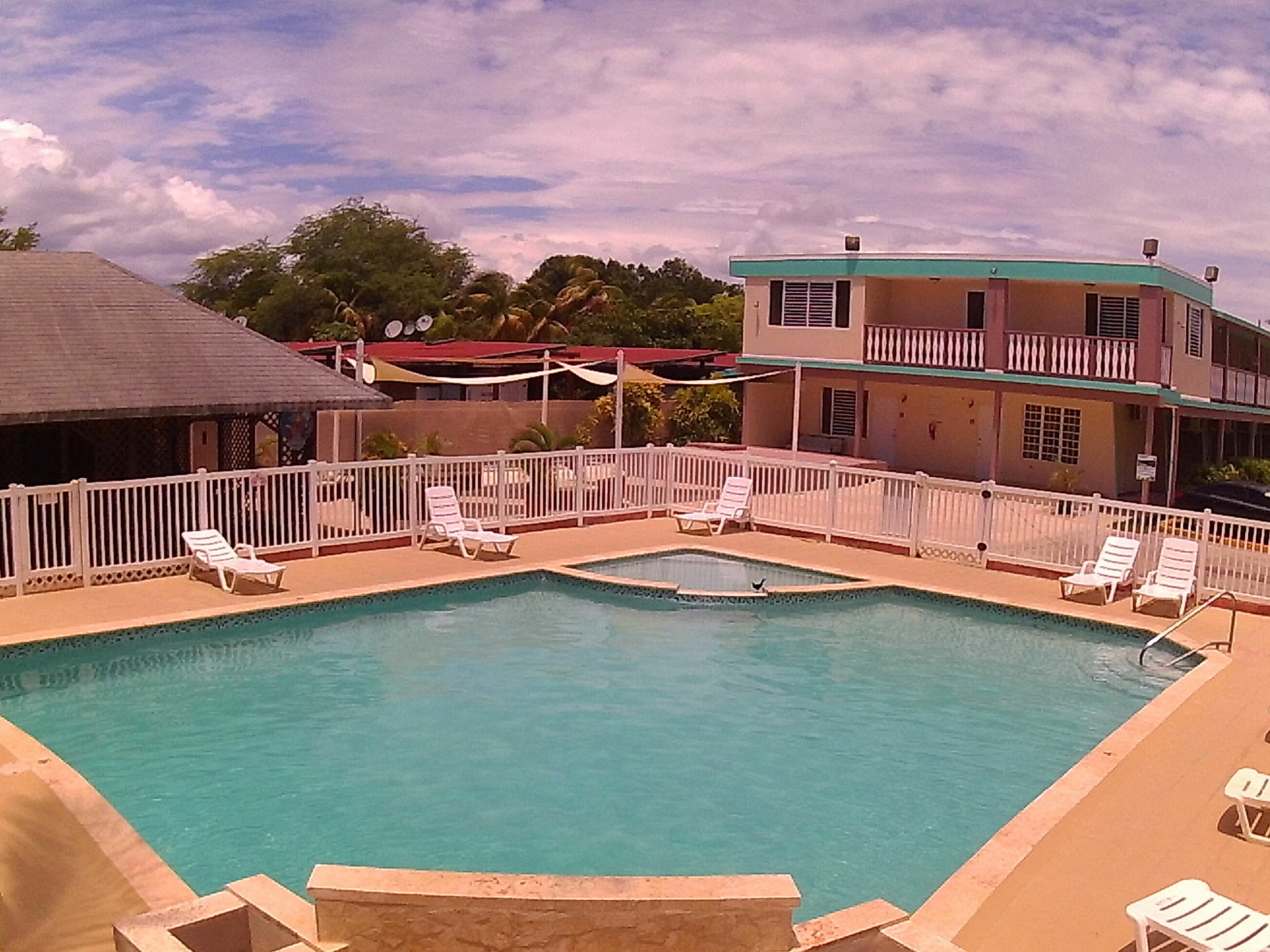 Combate Hotel 3*