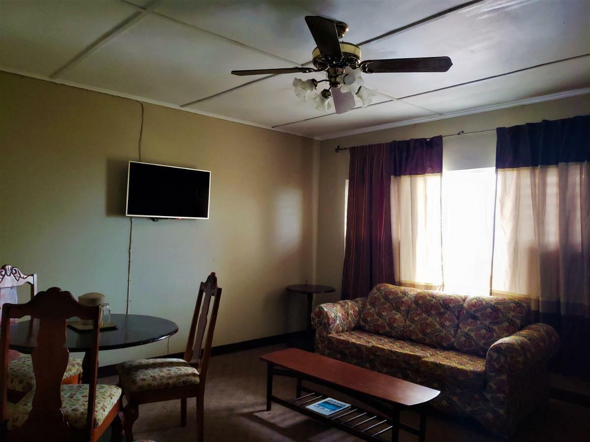 Hotel Montego 2*