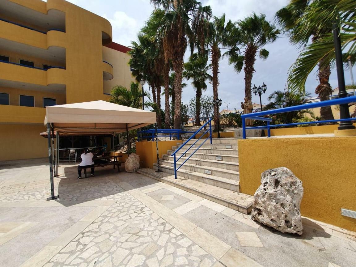 Hotel On Vacation Curacao