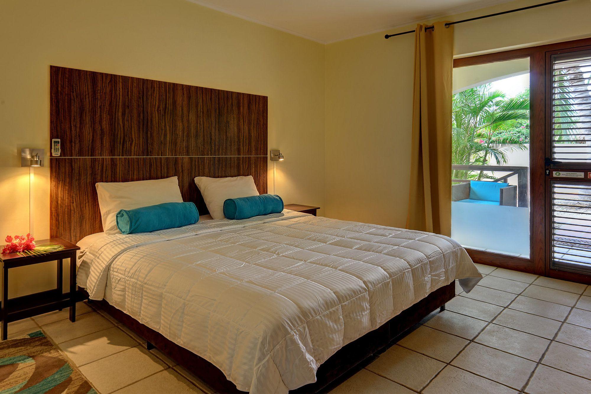 Sonrisa Boutique - Adults Only 4*