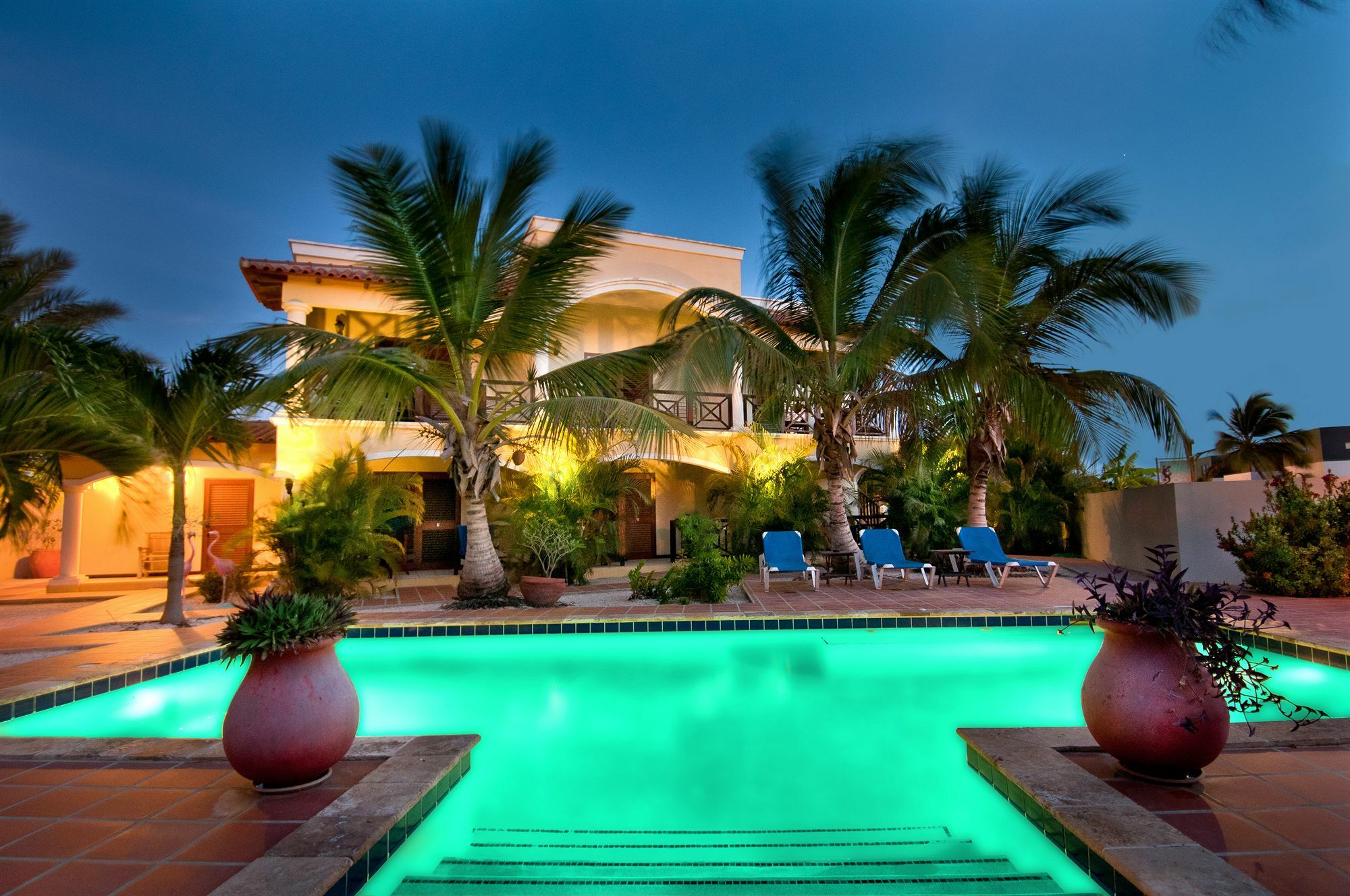 Sonrisa Boutique - Adults Only 4*