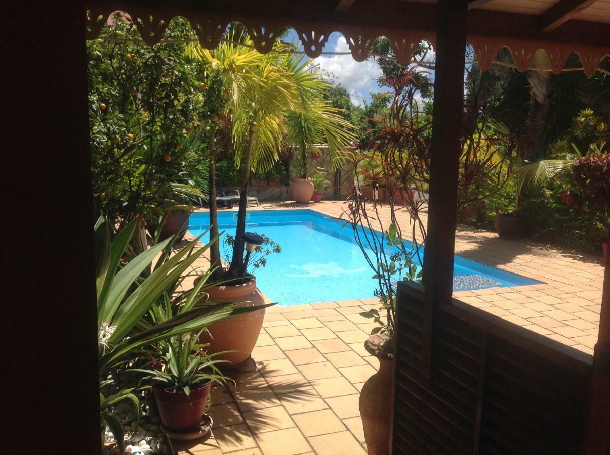 Manguier Guest house Riviere-Salee