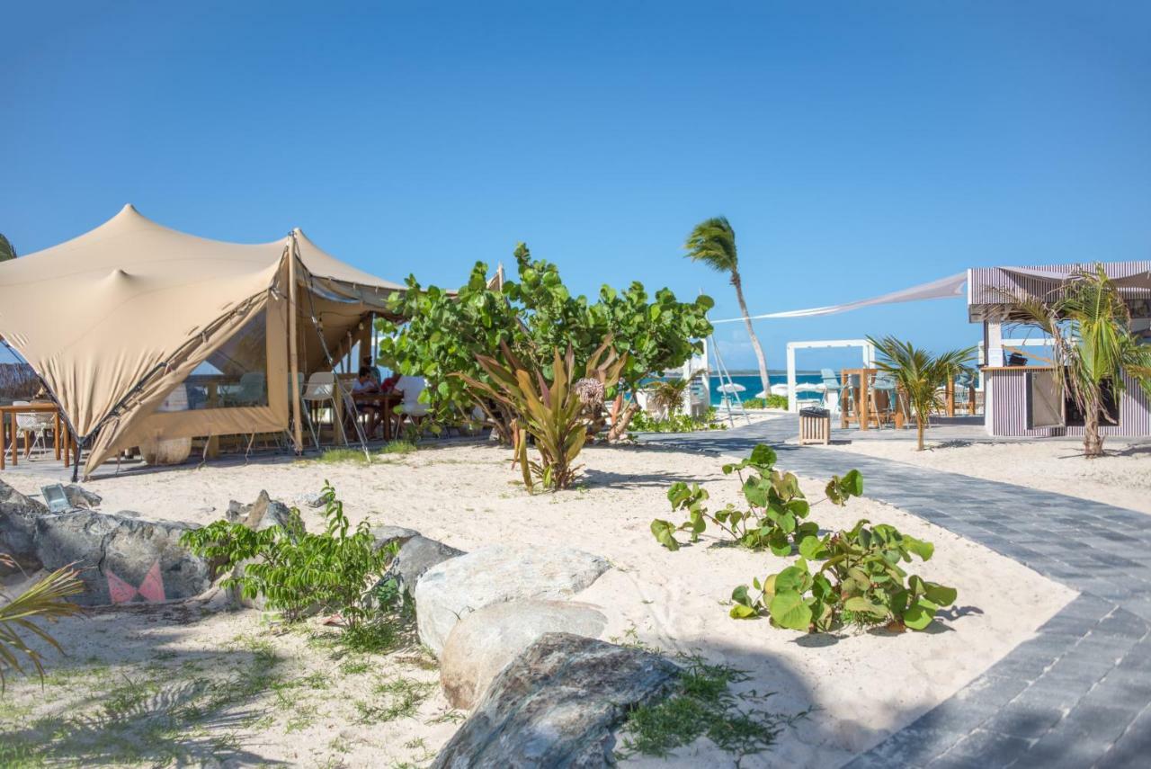 La Playa Hotel