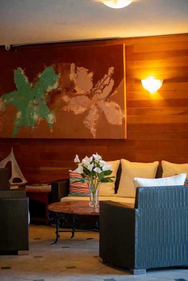 Hotel Velero