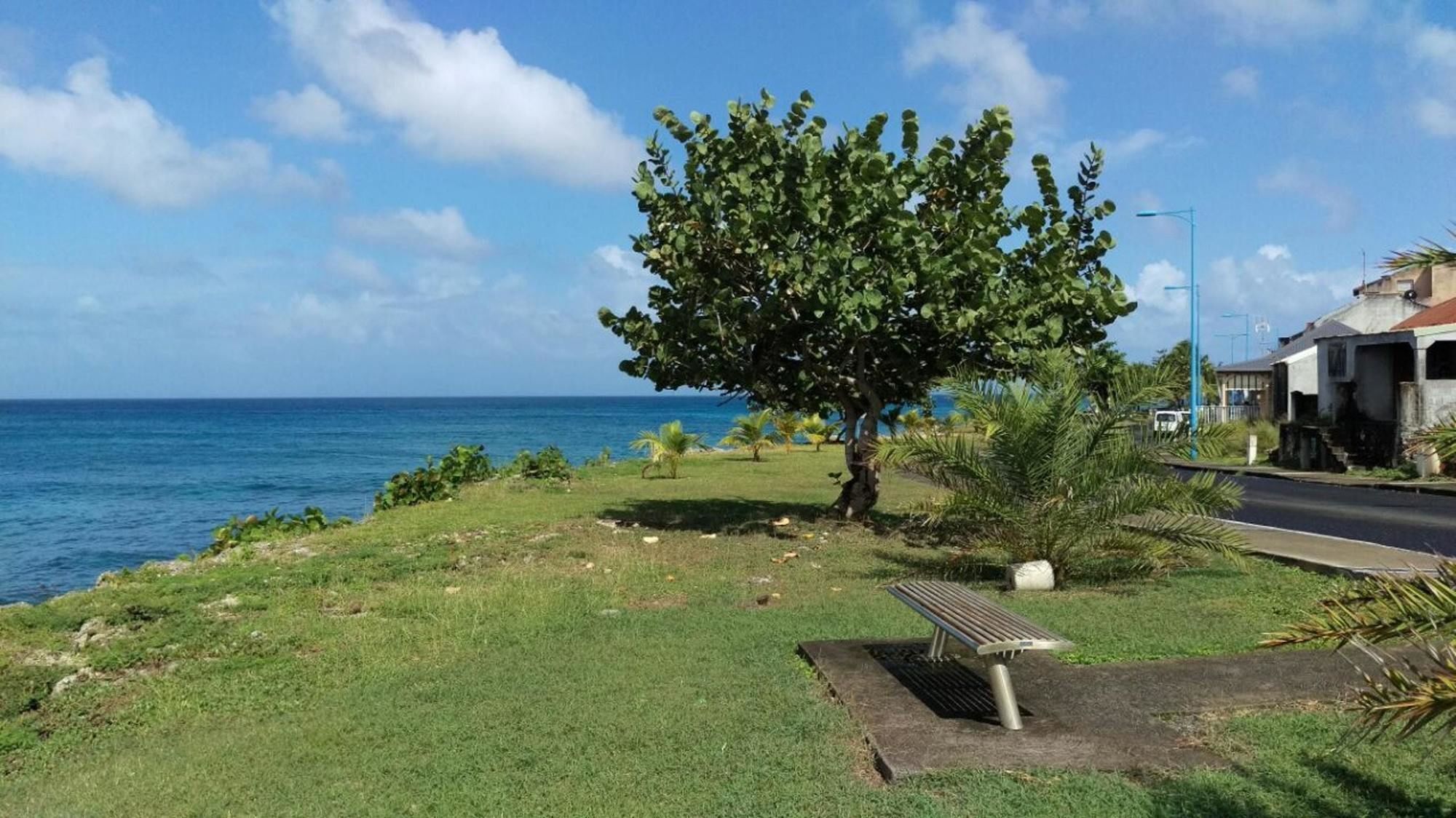 With 2 Bedrooms In Anse-bertrand, With Furnished Garden And Wifi *