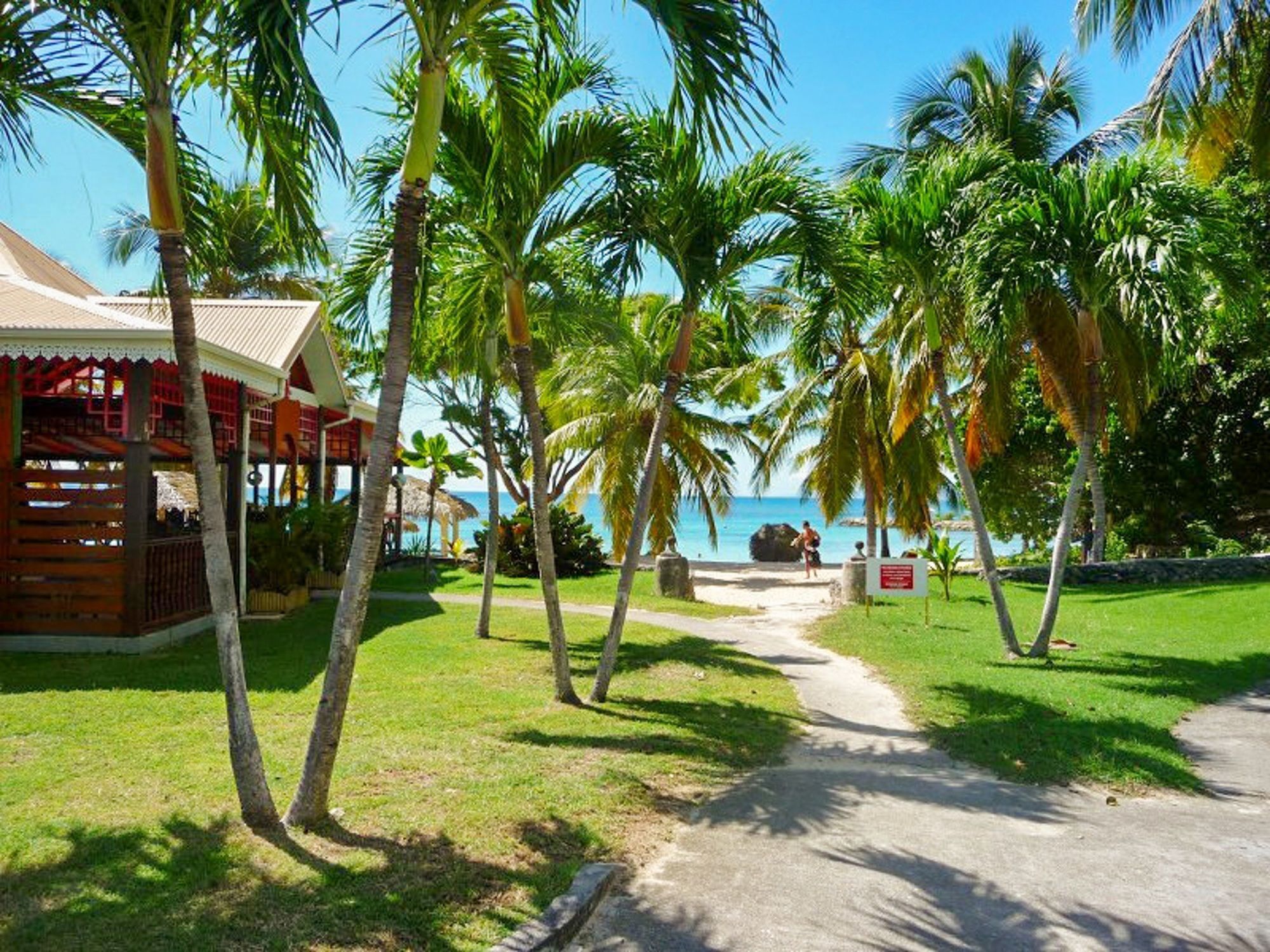 Sunny In Guadeloupe W/ Air-con, Stunning Garden Views, Garde Apartment Saint-Francois (Grande-Terre)