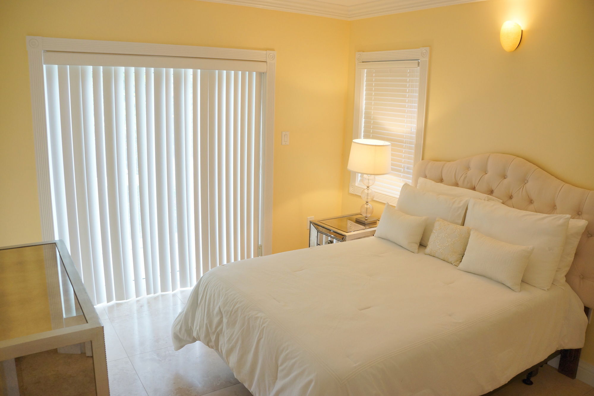 Resort The Hamilton &