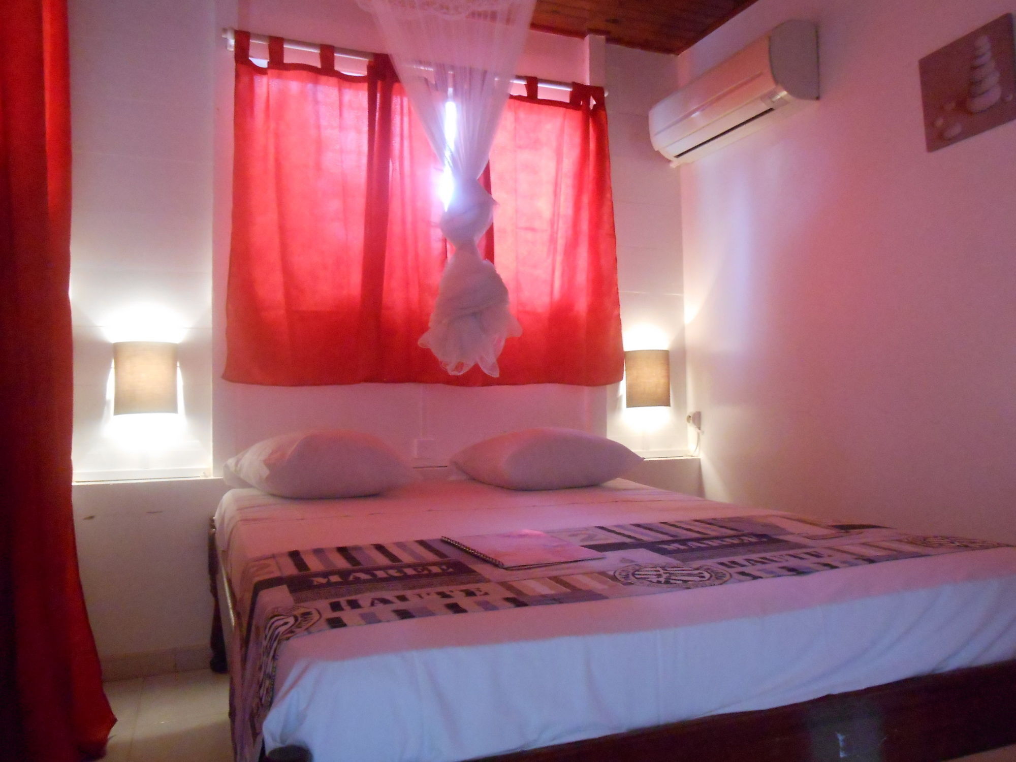 Courbaril Aparthotel *